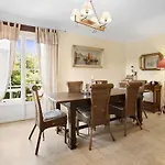 Regina By Interhome *