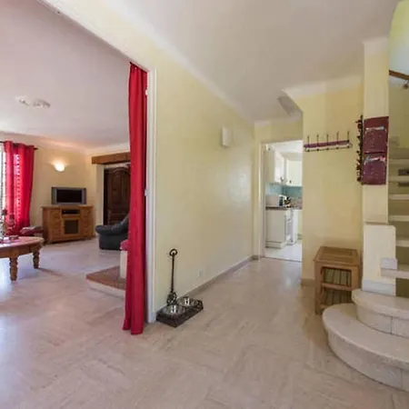 Holiday Home By Interhome Dom wakacyjny Les Issambres